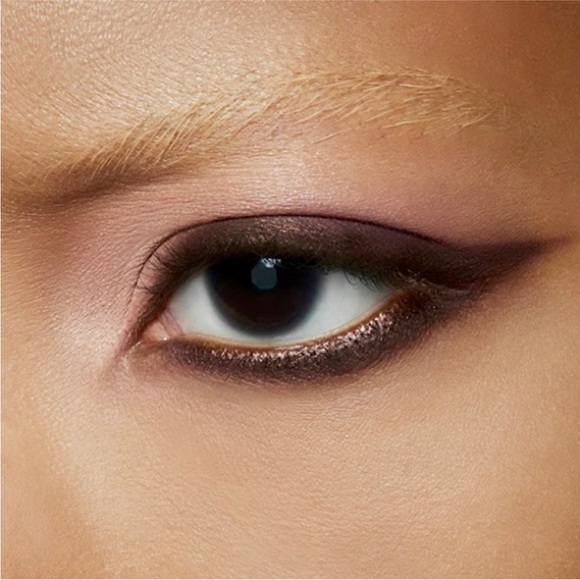 MAC Satin Eye Shadow Shell Peach - Picture 15 of 16